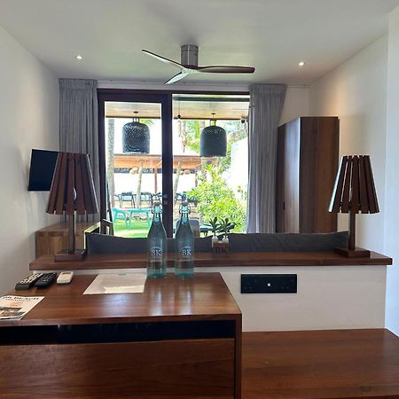 Bk Beach Boutique Hotel - Хиккадува Экстерьер фото