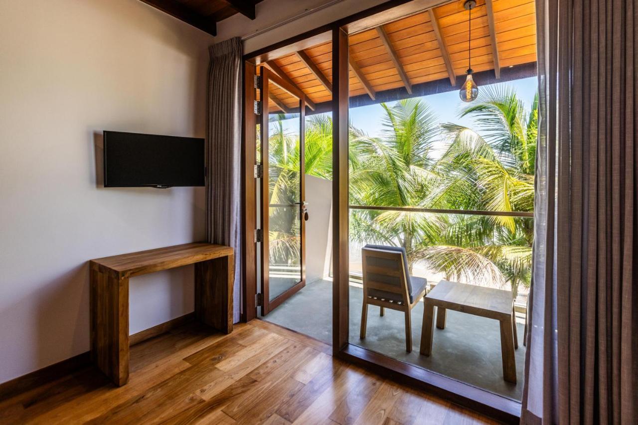 Bk Beach Boutique Hotel - Хиккадува Экстерьер фото
