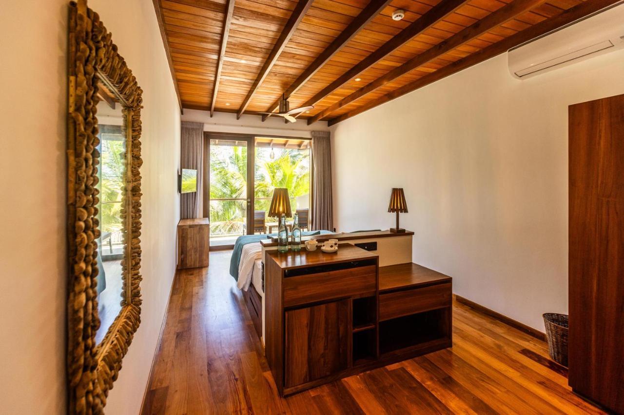 Bk Beach Boutique Hotel - Хиккадува Экстерьер фото